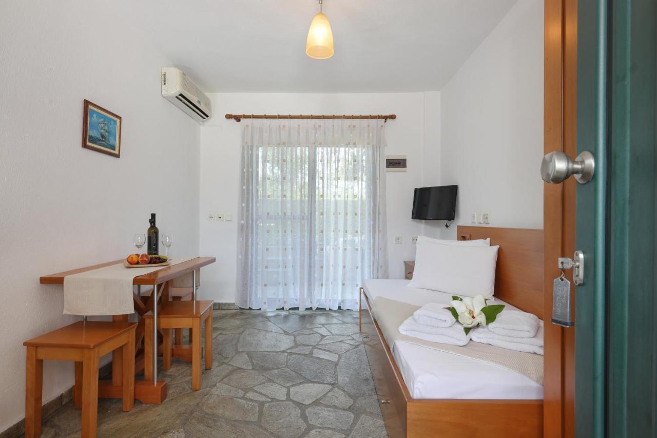 Maistrali Apartments أورموس باناجياس المظهر الخارجي الصورة